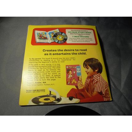 1974 FLINTSTONES Book & Record Set! Excellent Condition!! $10.00 obo!