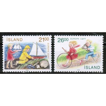 1989 Iceland - Sc# 675-676 Mint NH - Europa / toys set of 2