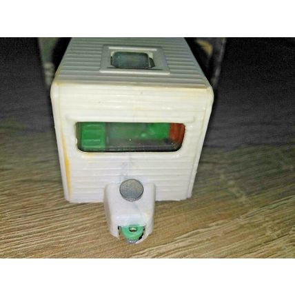 Matchbox No31 - Caravan replica - with replica boxes
