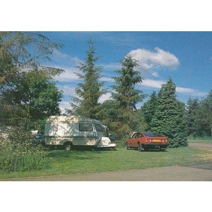 Moreton In Marsh Official 1980s Caravan Club Postcard