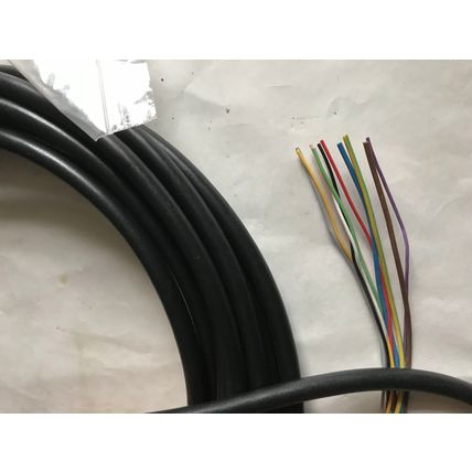 NEW IFM EBC035 SPLITTERBOX W/ HELUKABEL E170315 CABLE,SI
