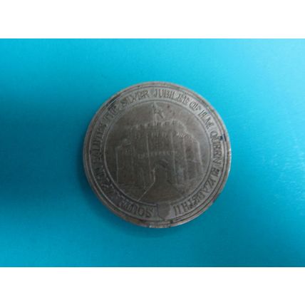 GB 1977 Queen Elizabeth II Silver Jubilee Medal Southampton