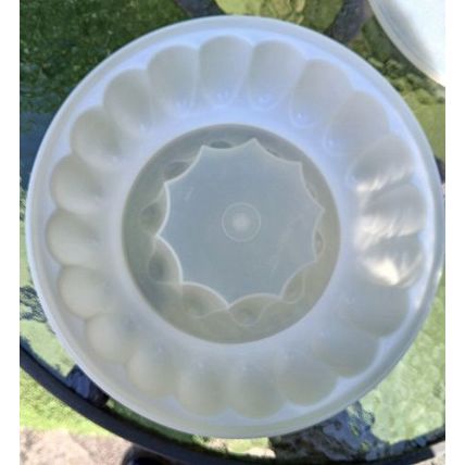 Tupperware large Jelly Mold, vintage retro mid century