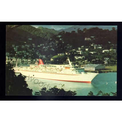LS2842 - Cunard Liner - Cunard Princess - built 1977 - postcard