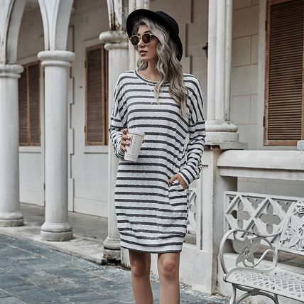 Round Neck Long Sleeve Striped Pocket Spring