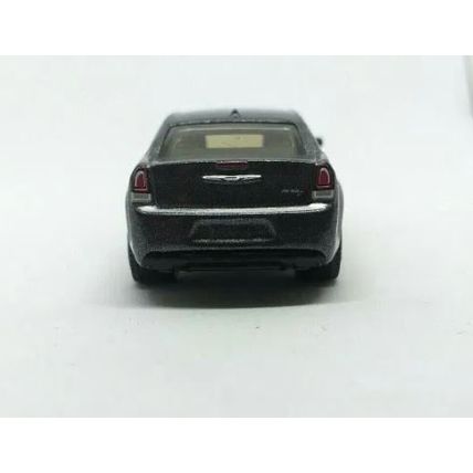 Chrysler 300 gray 2015 Matchbox Road Trip Series 1/64 Diecast