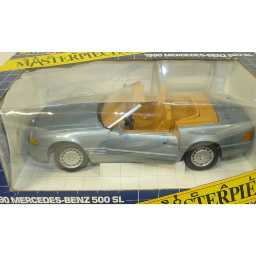 1/18 1990 Mercedes Benz 500SL, convertible withthe hard top, blue, new in the bo