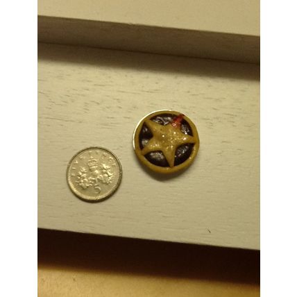 'Family size' Mince Pie 1:12th scale miniature