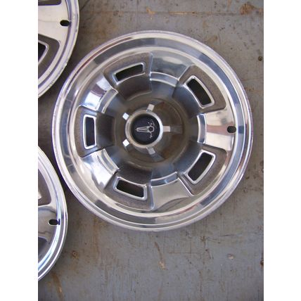 1967 PLYMOUTH VIP 14" HUBCAPS OEM (5) #2881772 1967 68 69 SPORT FURY