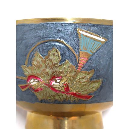 Vintage Cloisonne Enamel Brass Round Bowl Bugle Horn & Holly 5.5 " x 3.25" India