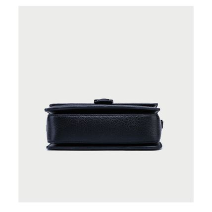 Women Cute Top Handle Crossbody Bag Stylish Tiny Clutch Handbag with Strap Black