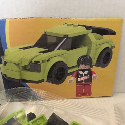 NEW Make it Blocks Green Racing Car - 214 pieces (out of box)