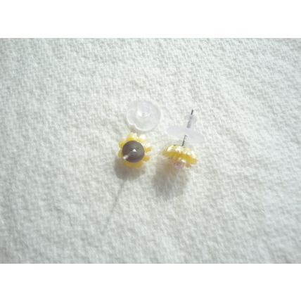 Handmade Yellow Imitation Pearl Resin Flower Bead, Stainless Steel Stud Earrings