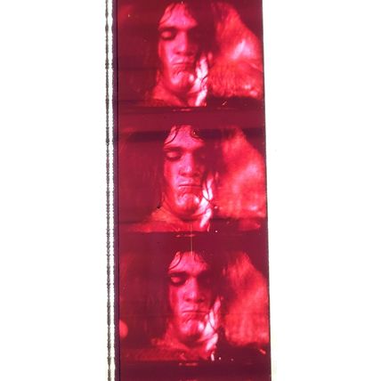 ALICE COOPER. Pk MTP - B051y . 1 STRIP OF 5 - 35MM FILM CELLS.