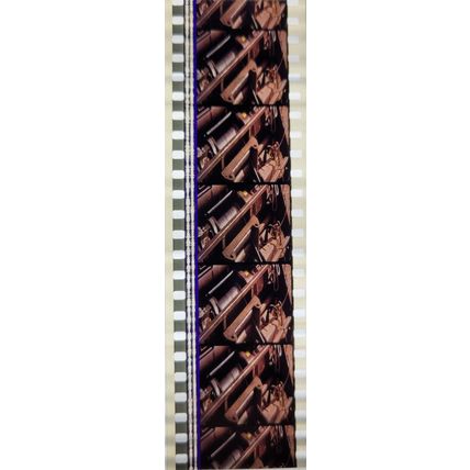 VAMPIRES. Pk MTP - b032f . 1 STRIP OF 5 - 35MM FILM CELLS. MTP