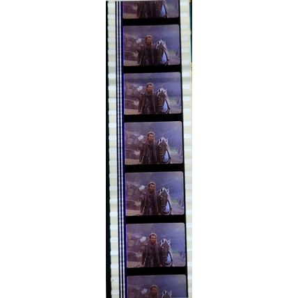 Pk GEB - R - MIX - A 013M . 1 STRIP OF 5 - 35MM FILM CELLS. ( RH POT )