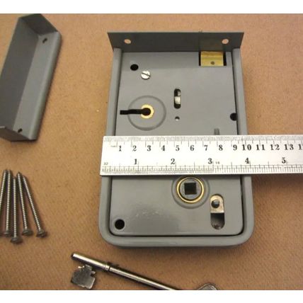 Vintage Door Lock 2 Lever Has 2 original Keys & Keeper RIGHT HANDED DOORS ONLY