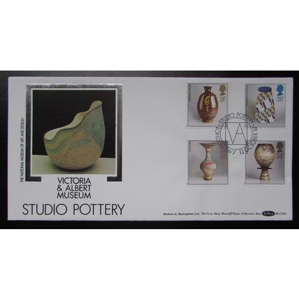 BENHAM - BLCS STUDIO POTTERY LARGE SILK COVER 1987