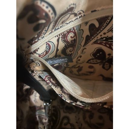 Black Brighton Purse – Elegant & Timeless Upgrade your style with this classic