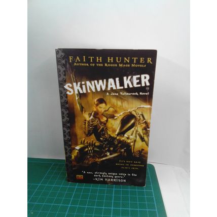 Skinwalker by Faith Hunter US PB