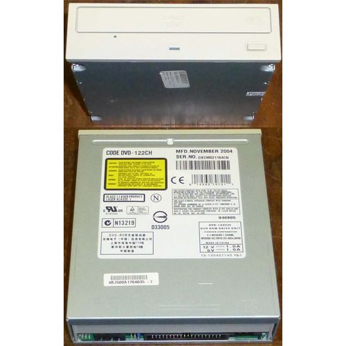 DVD ROM 16x drive internal IDE. Pioneer DVD 122CH.