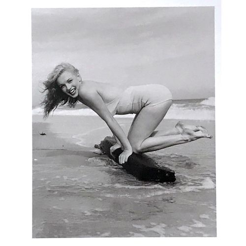 Marilyn Monroe vintage Sexy Nude Beach print poster Playboy Man Gift Wall Art D5