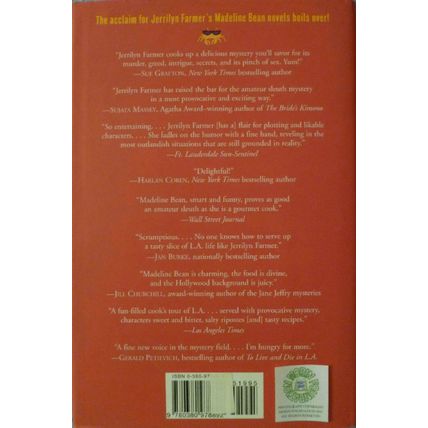 MUMBO JUMBO by JERRILYN FARMER 1st EDITION HCDJ A MADELINE BEAN NOVEL