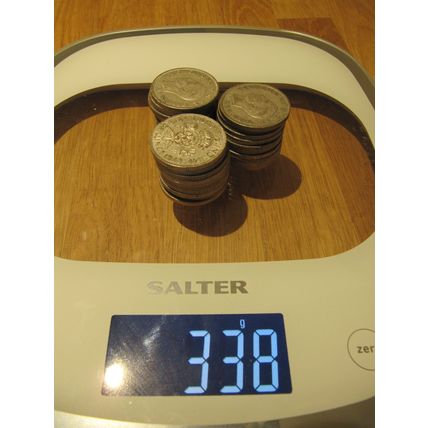 30 x CIRCULATED PRE-1947 GEORGE VI TWO SHILLING HALF-SILVER COINS 338g