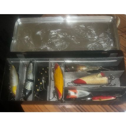 Lot of Vintage Fishing Lures: See below