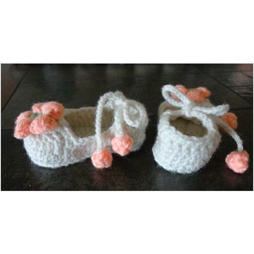 Baby booties #B032 crochet shoes 0-6 months