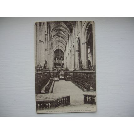 St. Maximin – La St. Baume – Interieur de la Basilique.
