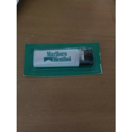 Marlboro Cigarettes White/Green Menthol Disposable Lighter N.I.P.