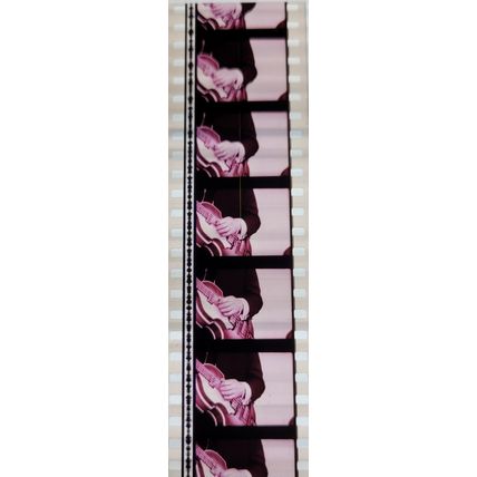 Beatles.. Pk MTP - b029C. 1 STRIP OF 5 - 35MM FILM CELLS