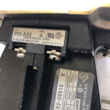 ALLEN BRADLEY 592-C0V16 B Relay 595-A02,BC