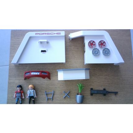 PLAYMOBIL PORSCHE 911 SPORTS CAR & SHOWROOM (With 2 Figures) Set 3911