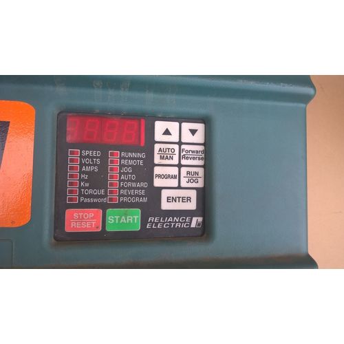RELIANCE ELECTRIC GV 3000 SE MODEL:30V4260 30HP 460 VOLT AC Drive GV3000 30H4260
