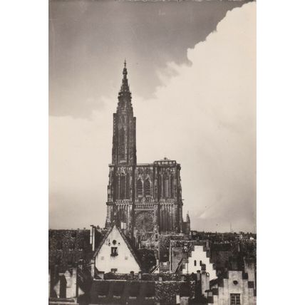 Strasbourg Cathedral France Postcard unused VGC