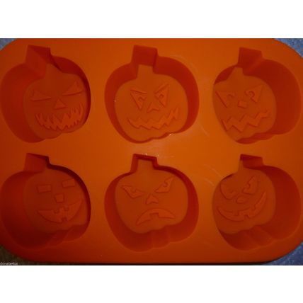"2 HALLOWEEN JACK-O-LANTERN PUMPKIN SILICONE BAKING MOLDS MUFFIN PANS CUPCAKE"