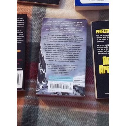 World Before by Karen Traviss PB
