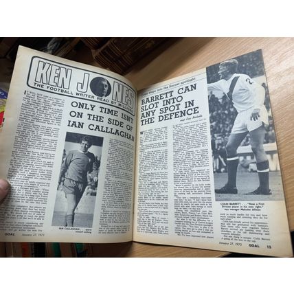GOAL MAGAZINE #230 27 JAN 1973 UK FOOTBALL MAGAZINE - QPR TEAM POSTER (LL)