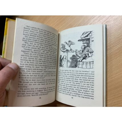 1973 ENID BLYTON "CIRCUS DAYS AGAIN" FICTION ILLUSTATED HARDBACK BOOK (P3)