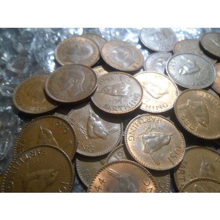 Bulk lot of George VI farthings - over 50 coins.