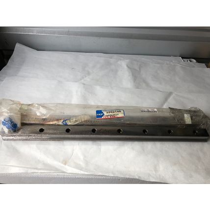 Lot 2 SKF LLRHR35-640 E=40, 5202148 LINEAR RAIL,34mm X 400mm,llrhr35-640p5w1,AB