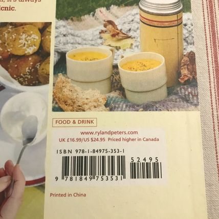 New A Perfect Day for a Picnic Hardcover Recipe Book