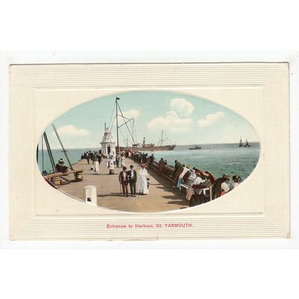 Entrance to the Harbour Great Yarmouth Postcard 1912 Norfolk GT