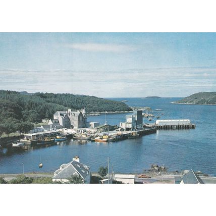 Culag Hotel and Pier Lochinver Postcard unused VGC