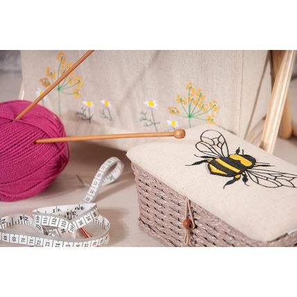 HobbyGift Small Sewing Box - Woven Basket - Linen Bee