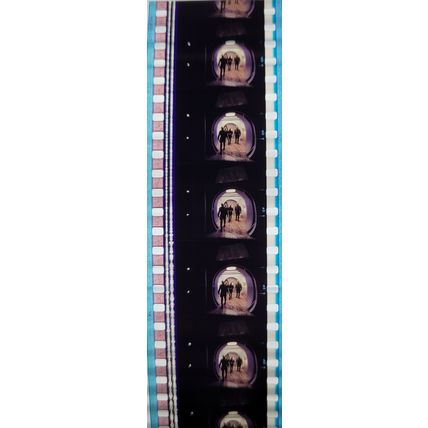 Pk DAU - A - MIX - c 056D. 1 STRIP OF 5 - 35MM FILM CELLS. ( LIS )