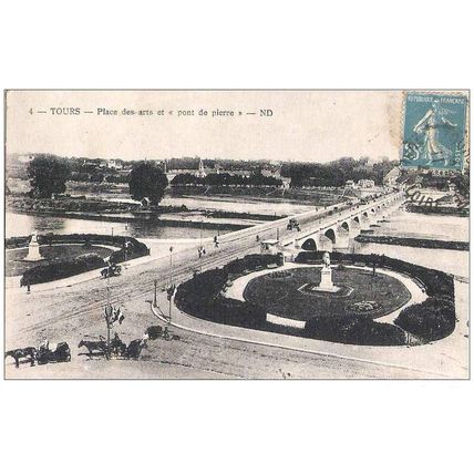 37 - TOURS -place des arts et pont de pierre