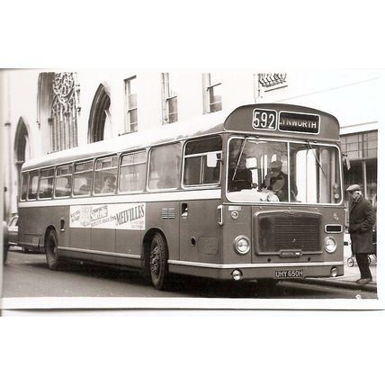 Black & White Photograph of Bristol Omnibus Co. Ltd. - UHY 650H